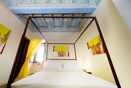 Residenza Torre Colonna Bed & Breakfast Rome 4*,  Italy